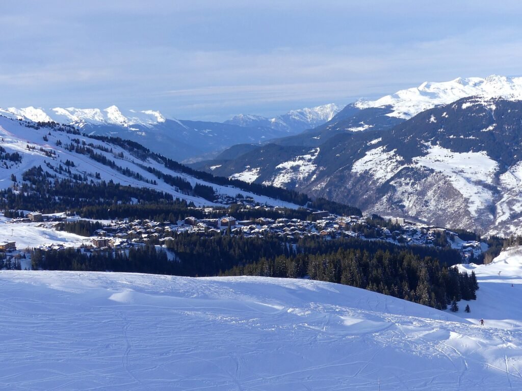 Courchevel en hiver vue de l'est