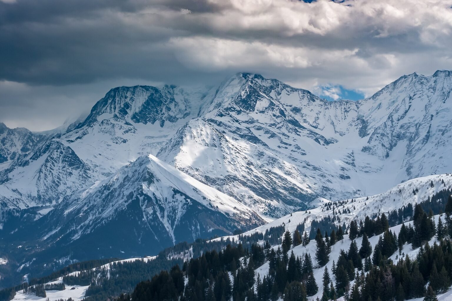 Le Mont-Blanc depuis Saint-Gervais-les-Bains